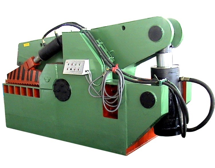 Industrial Alligator Shear With 2000kN Cutting Force For Medium Scrap Steel And Recycling Yard Processing
